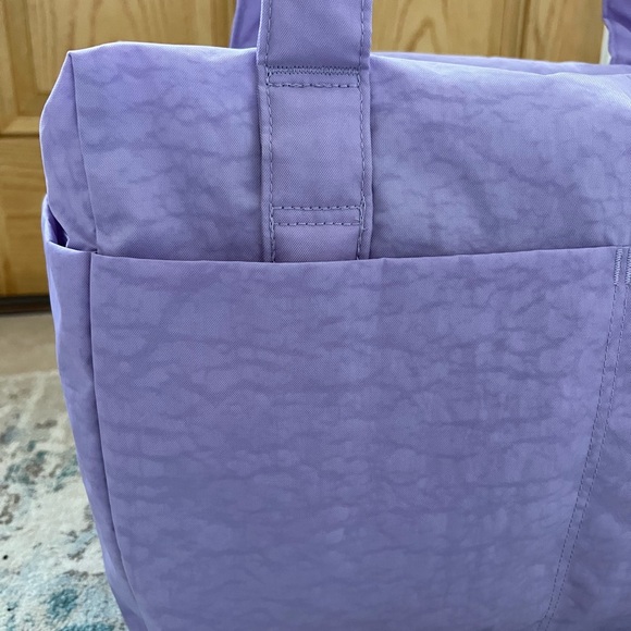 Baggu small cloud carry on HTF color Wisteria perfect condition - Picture 3 of 11